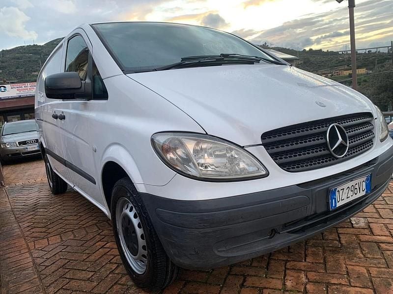 Begagnad Mercedes Vito 149 HK (109 kW) 2009 Vit Van
