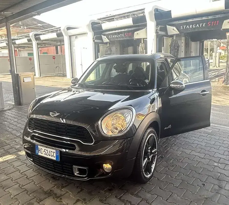 Usata Mini Countryman 143 CV (105 kW) 2014 Nero SUV