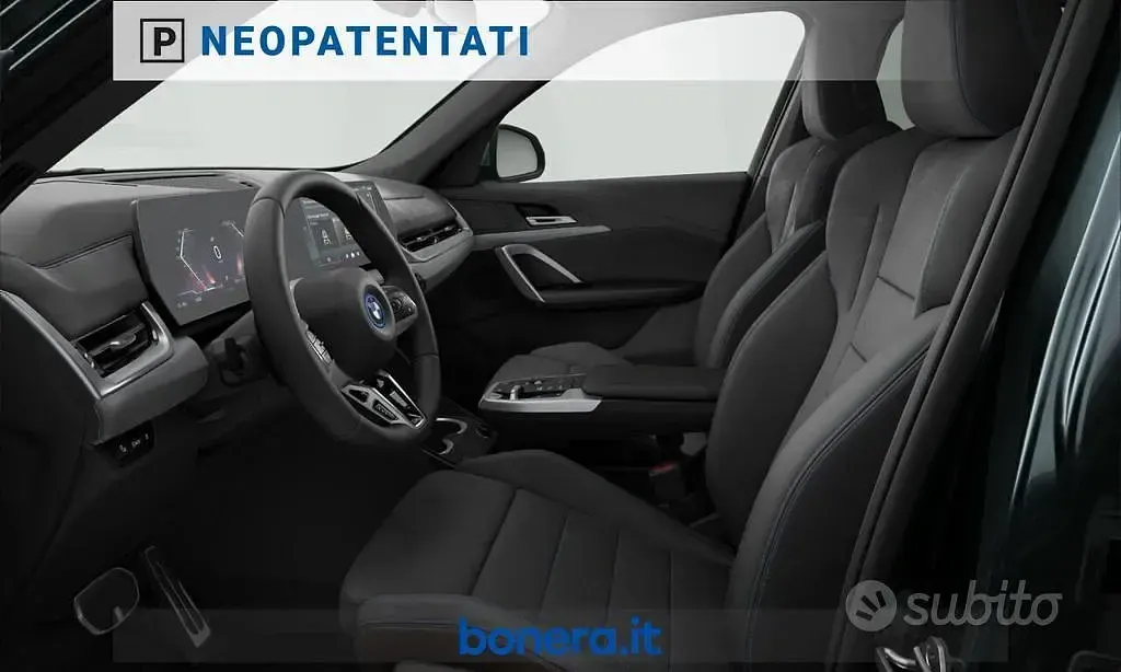 Nuova BMW iX1 M Sport 67 kW (92 CV) 2026 Verde SUV