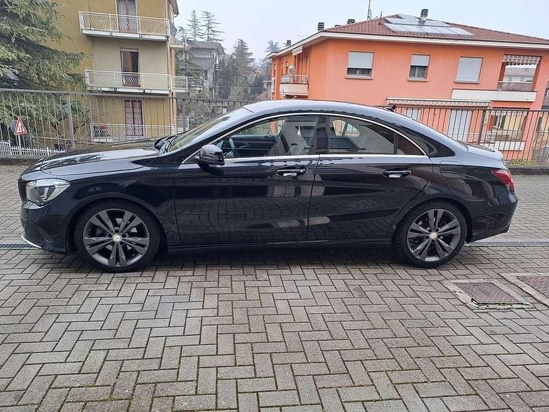 Usata Mercedes CLA220 177 CV (130 kW) 2017 Nero Berlina