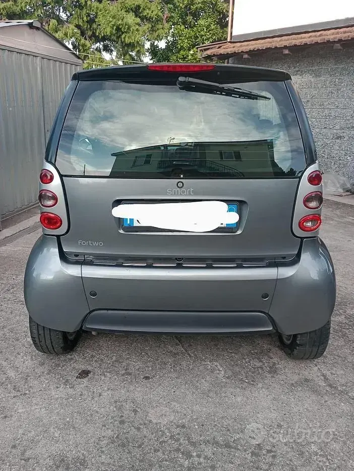 Usata Smart ForTwo Coupé 61 CV (44 kW) 2005 Grigio Coupé