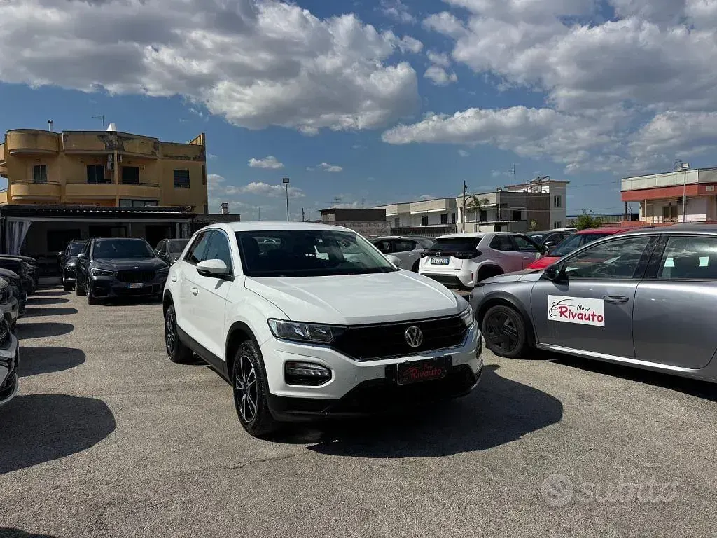 Usata VW T-Roc Style 116 CV (85 kW) 2019 Bianco SUV