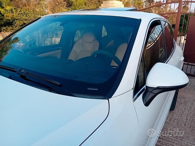 Usata Porsche Cayenne 250 CV (183 kW) 2015 Bianco SUV