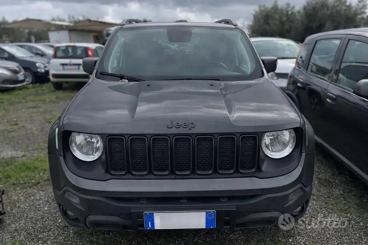 Usata Jeep Renegade Trailhawk 241 CV (177 kW) 2021 Grigio SUV