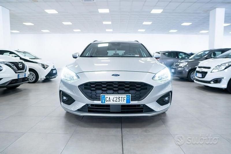 Usata Ford Focus ST-Line 120 CV (88 kW) 2020 Null Station wagon