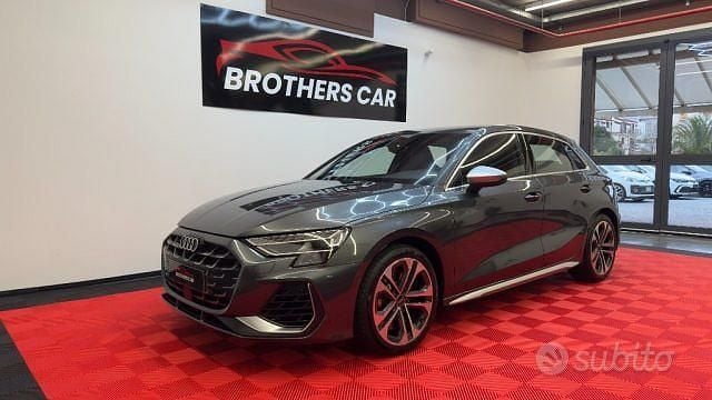 Usata Audi S3 Ambiente 333 CV (244 kW) 2024 Grigio Berlina