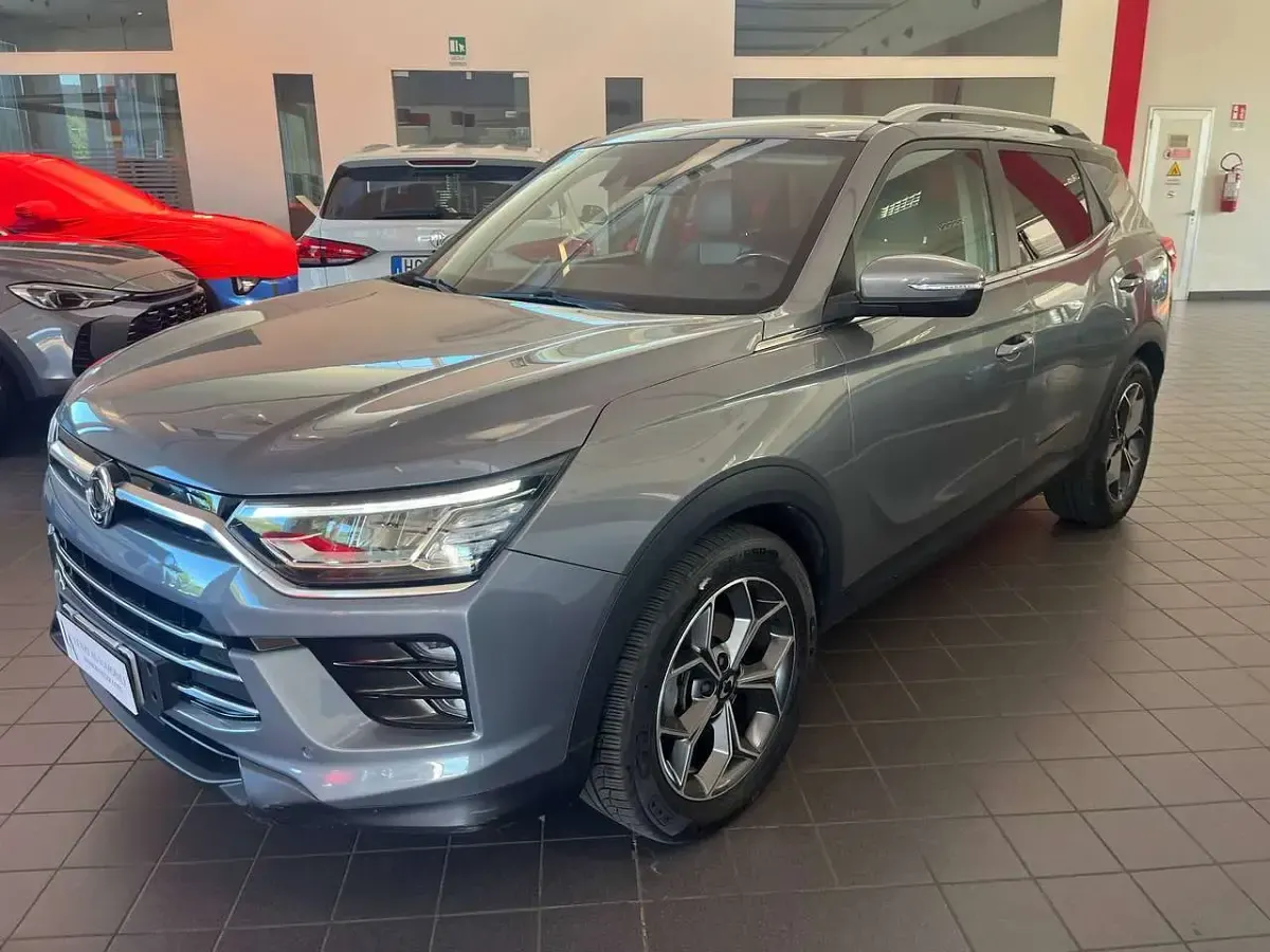 Usata SsangYong Korando 136 CV (100 kW) 2020 Argento SUV