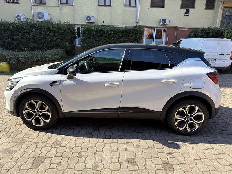 Usata Renault Captur Intens 159 CV (116 kW) 2021 SUV