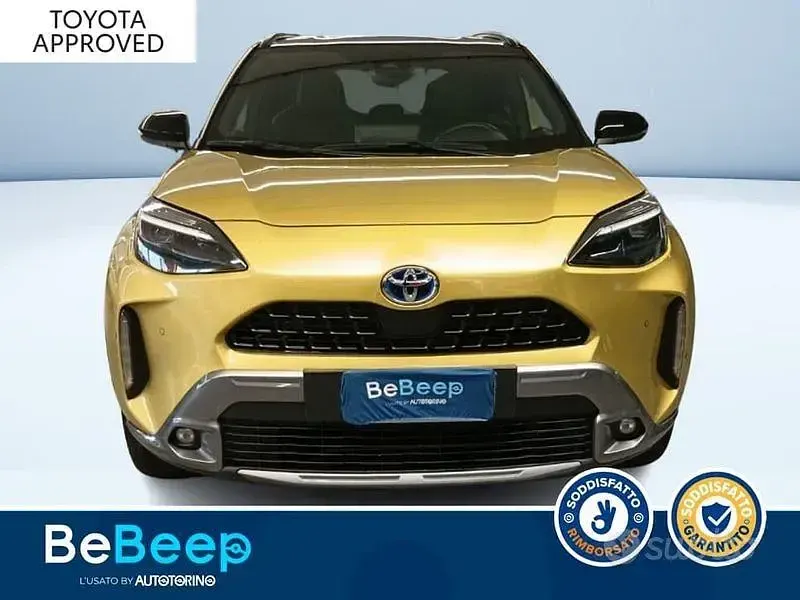 Usata Toyota Yaris Cross Trend 116 CV (85 kW) 2022 Giallo SUV