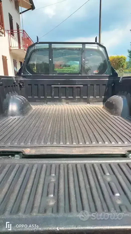 Usata Mitsubishi L200 136 CV (100 kW) 2011 Verde Pick-up