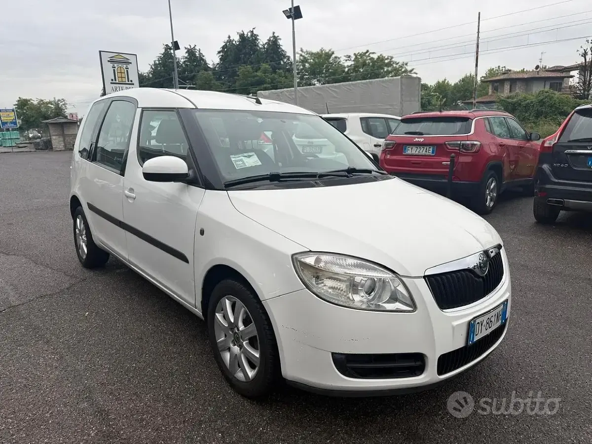 Usata Skoda Roomster Comfort 86 CV (63 kW) 2009 Bianco Monovolume