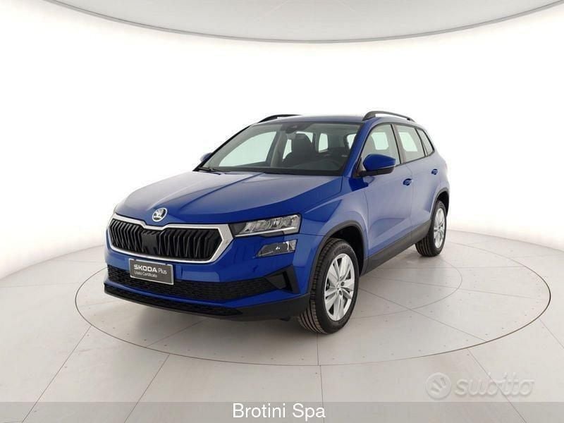 Blu Nuova 2025 Skoda Karoq Selection SUV | 23.000 € (Super prezzo) - Immagine 1/4