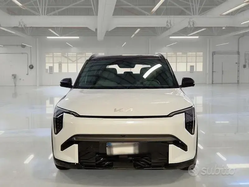 Usata Kia EV3 GT-Line 50 kW (68 CV) 2025 Bianco SUV