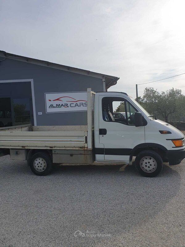 Usata Iveco Daily 90 CV (66 kW) 2002