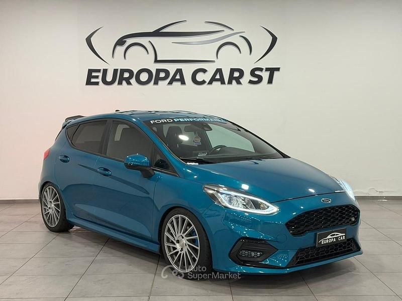 Usata Ford Fiesta ST-Line 86 CV (63 kW) 2018 Blu/azzurro Utilitaria