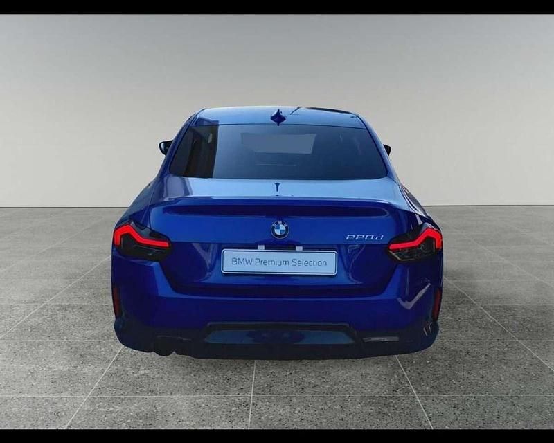 Usata BMW 220 M Sport 190 CV (139 kW) 2022 Portimao blue metallizzato Coupé