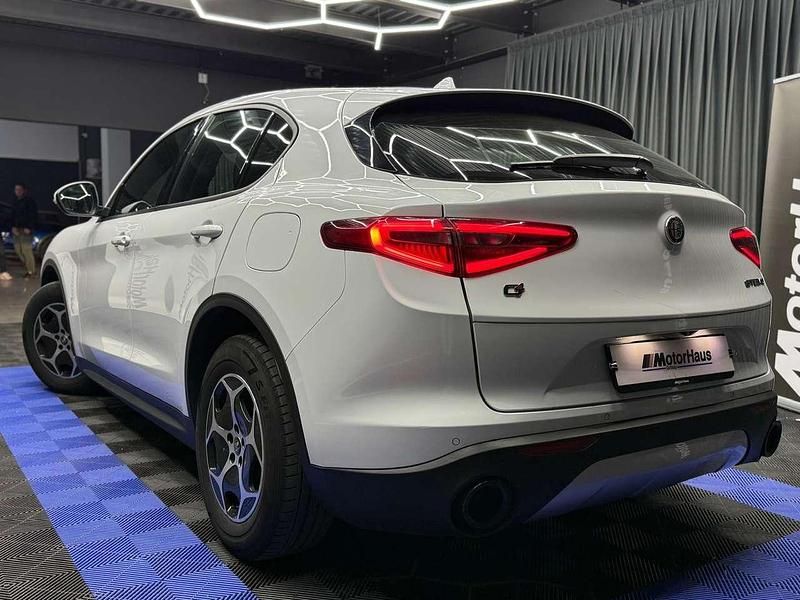 Usata Alfa Romeo Stelvio Business 190 CV (139 kW) 2022 Bianco SUV