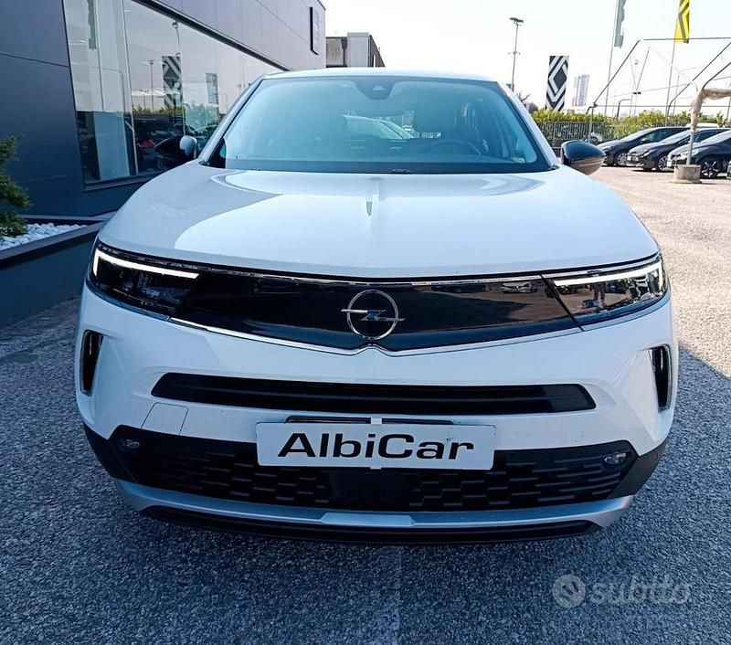 Usata Opel Mokka Elegance 131 CV (96 kW) 2022 Bianco SUV