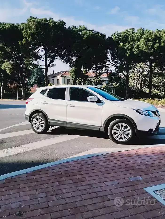 Usata Nissan Qashqai 110 CV (80 kW) 2014 Bianco SUV
