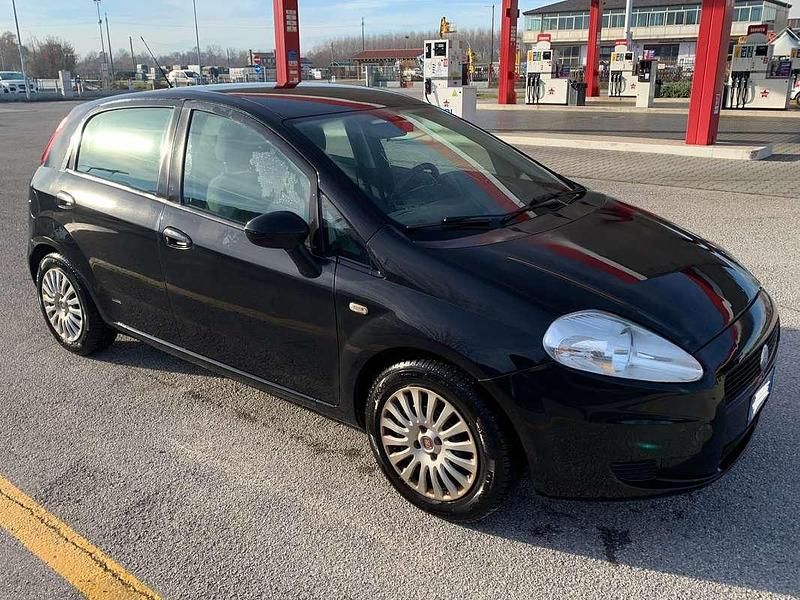 Usata Fiat Punto 77 CV (56 kW) 2006 Berlina