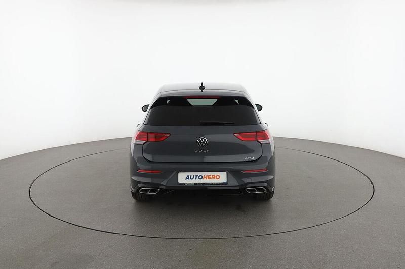 Usata VW Golf VIII R-line 150 CV (110 kW) 2024 Grigio