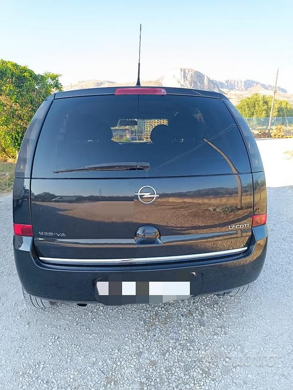 Usata Opel Meriva 101 CV (74 kW) 2008 Nero Monovolume