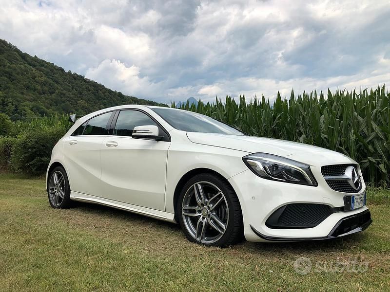 Usata Mercedes A180 Premium 109 CV (80 kW) 2016 Berlina