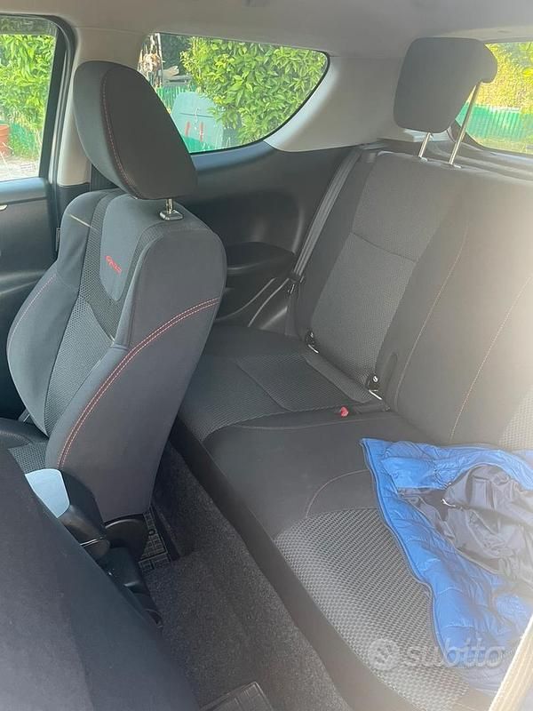 Usata Suzuki Swift 136 CV (100 kW) 2015 Bianco Utilitaria