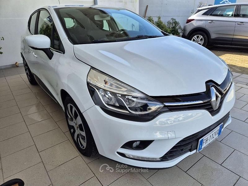 Usata Renault Clio IV Zen 75 CV (55 kW) 2017 Bianco Berlina