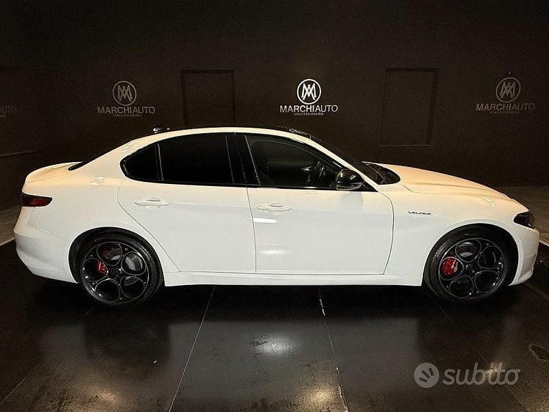 Nuova Alfa Romeo Giulia 210 CV (154 kW) 2025 Bianco Berlina