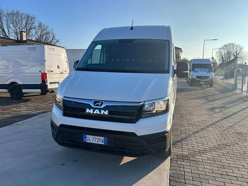 Usata MAN TGE 177 CV (130 kW) 2022 Bianco Furgone