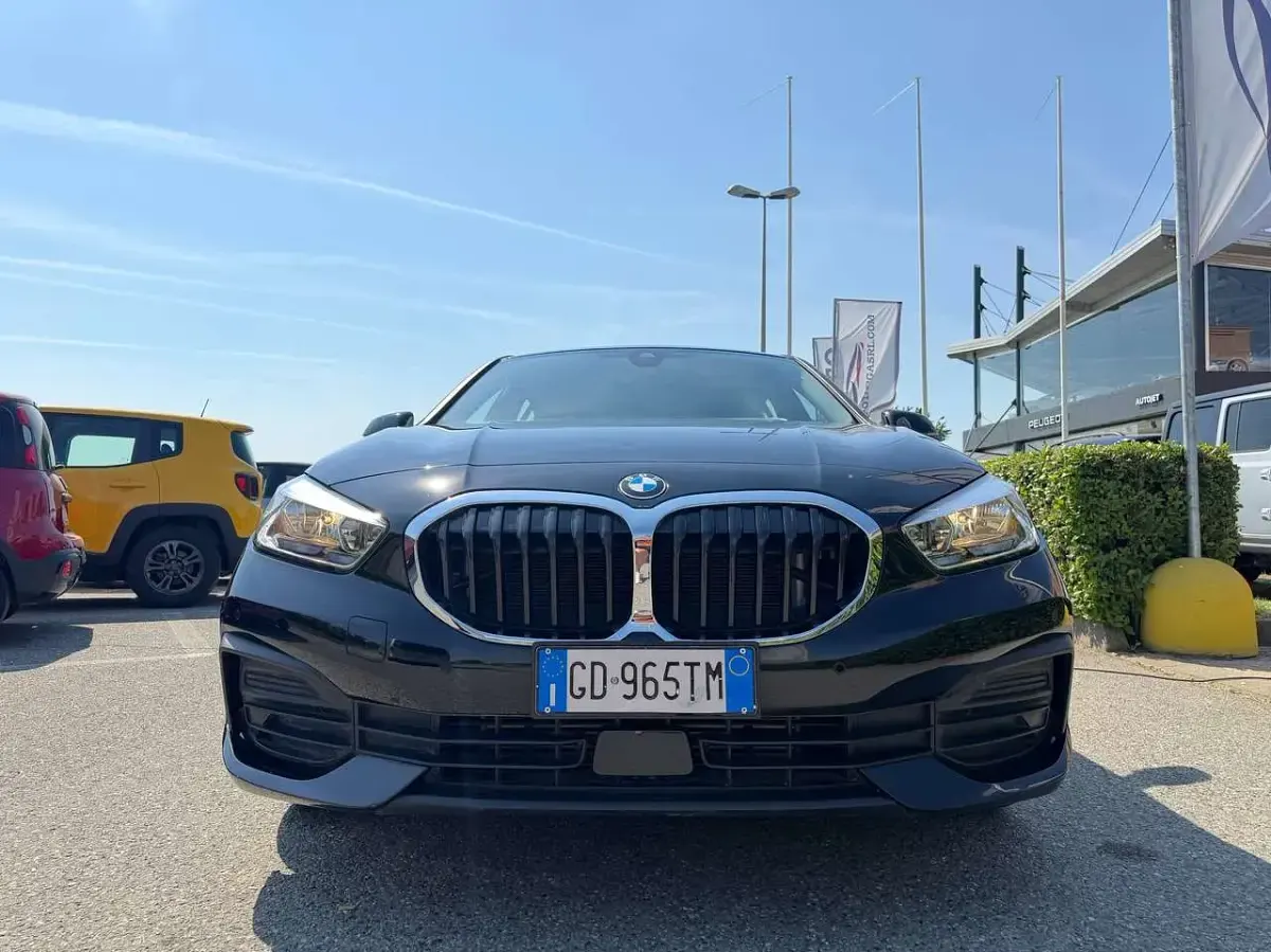 Usata BMW 116 Advantage 116 CV (85 kW) 2020 Nero Utilitaria