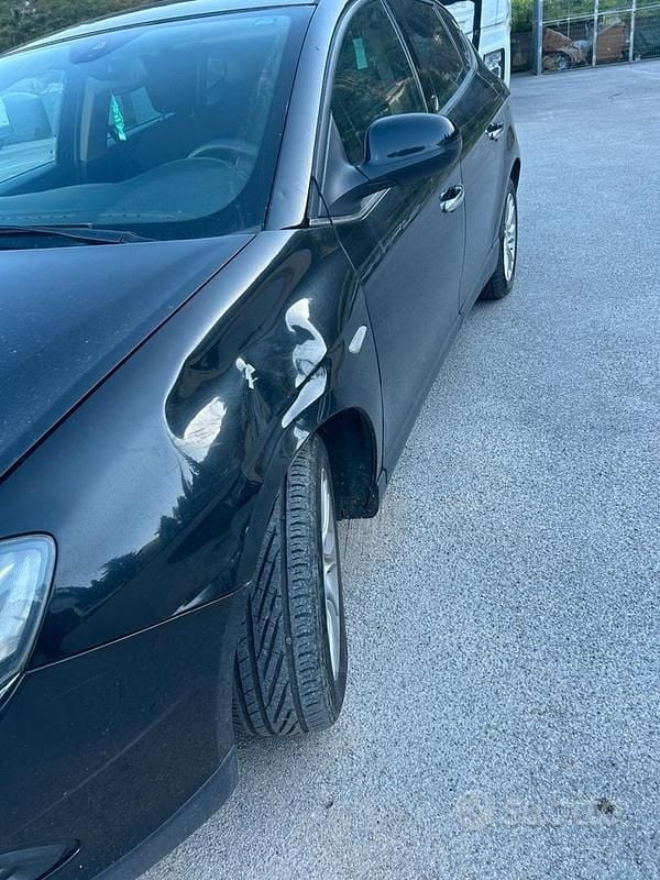 Usata Lancia Delta 2011 Nero Utilitaria