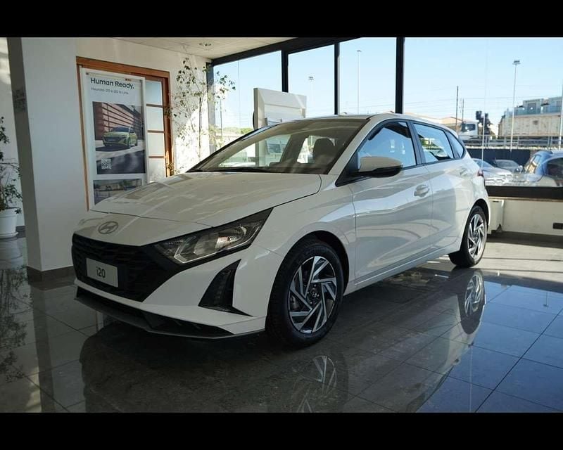 Nuova Hyundai i20 77 CV (56 kW) 2025 Atlas white Utilitaria