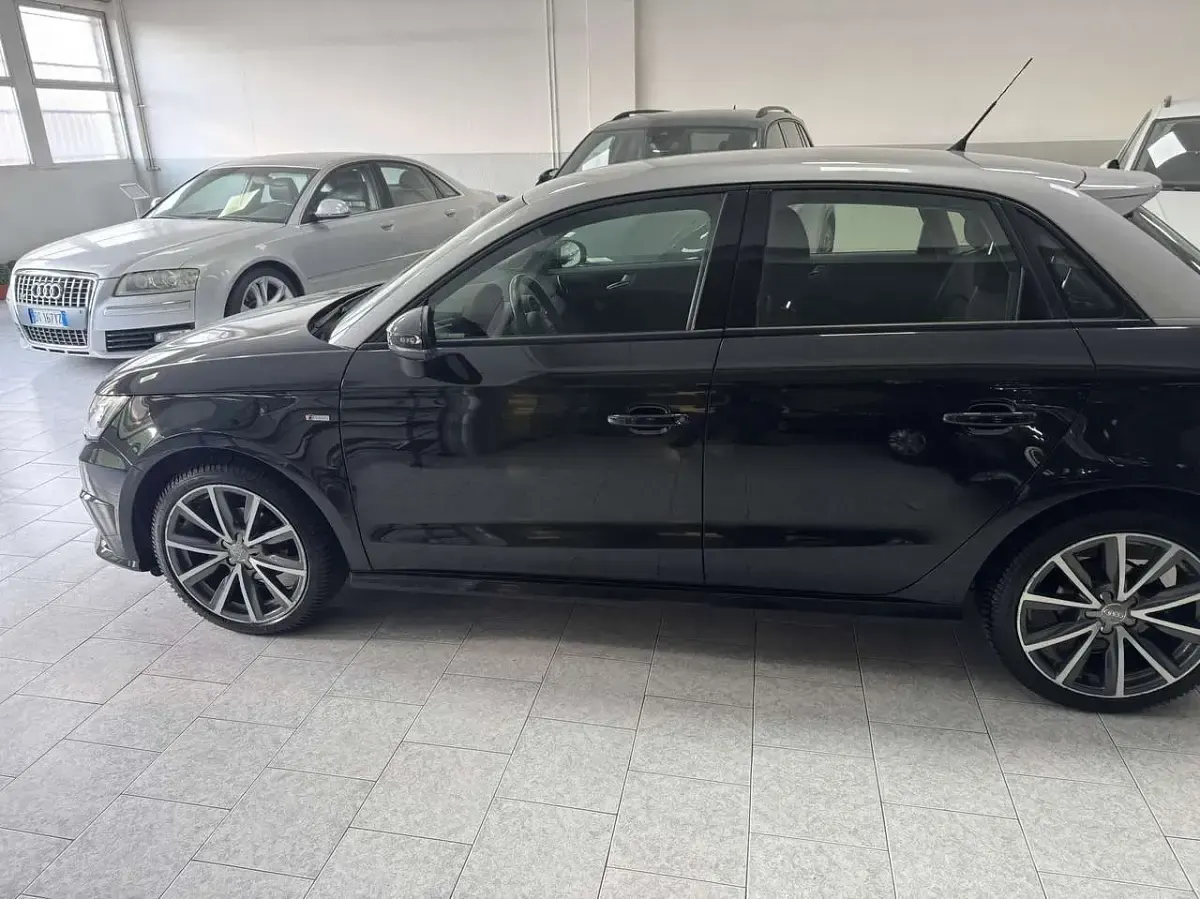 Usata Audi A1 Sportback S-Line 90 CV (66 kW) 2018 Nero Utilitaria