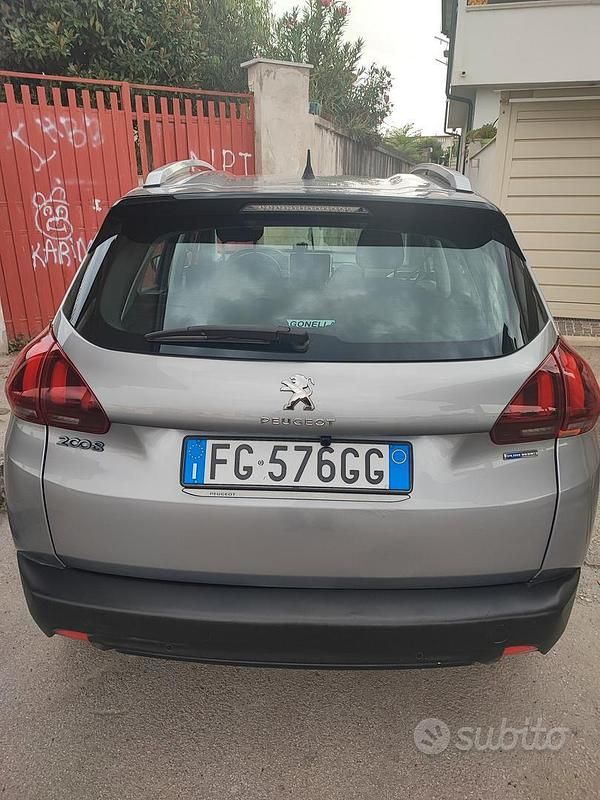 Usata Peugeot 2008 2016 Grigio SUV