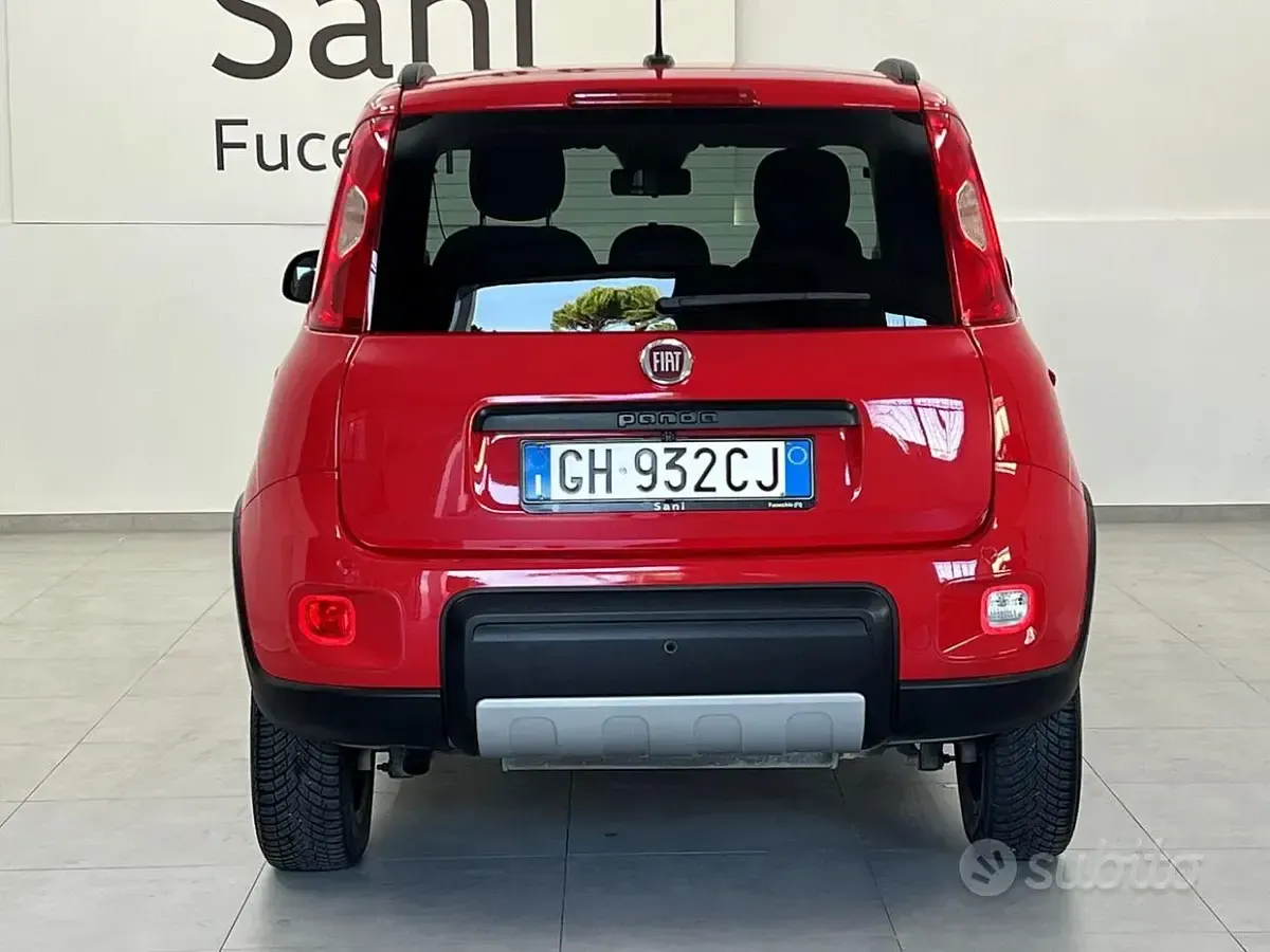 Usata Fiat Panda 4x4 Wild 86 CV (63 kW) 2021 Rosso Utilitaria