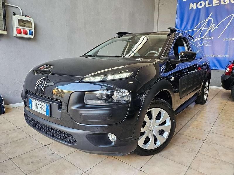 Nero Usata 2016 Citroën C4 Shine SUV | 6990 € (Super prezzo) - Immagine 1/4
