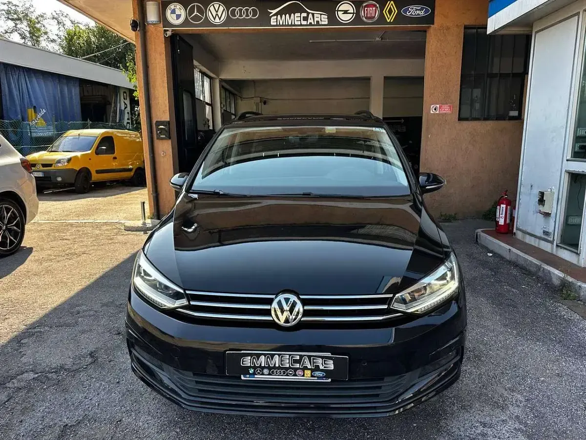 Usata VW Touran Highline 150 CV (110 kW) 2019 Nero perlato Monovolume