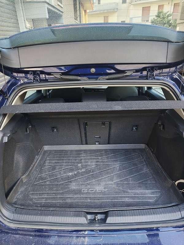 Usata VW Golf VIII Style 116 CV (85 kW) 2024 Blu/azzurro Berlina