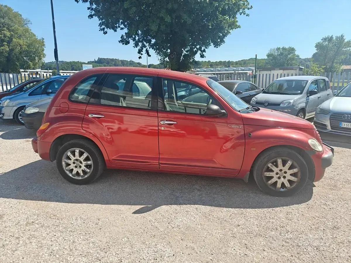 Usata Chrysler PT Cruiser Clasic 116 CV (85 kW) 2002 Rosso Berlina