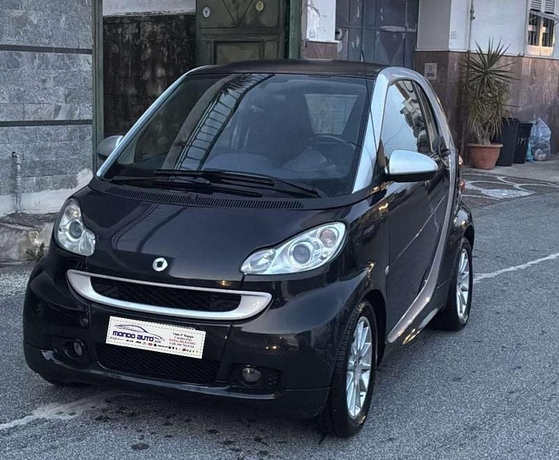 Usata Smart ForTwo Coupé Passion 71 CV (52 kW) 2011 Grigio Coupé