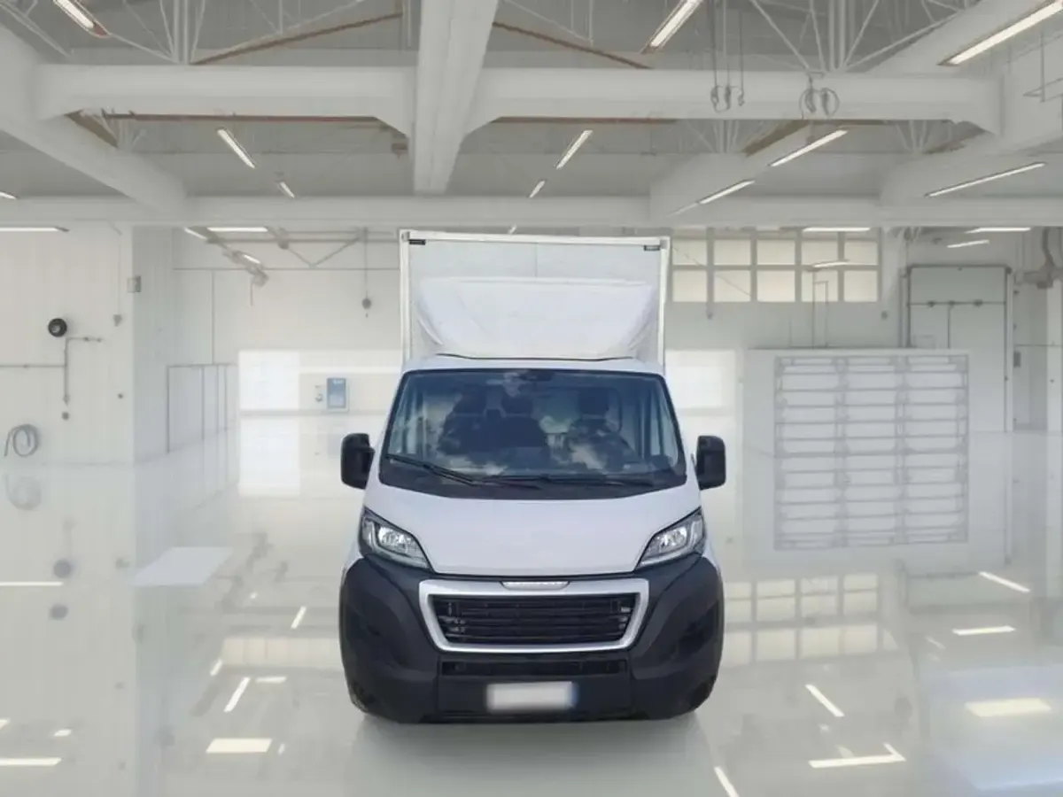 Usata Peugeot Boxer S 140 CV (102 kW) 2024 Bianco Furgone