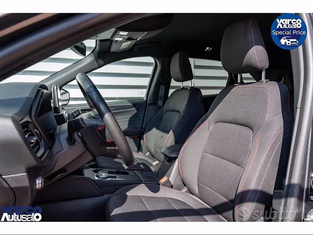 Usata Ford Kuga ST-Line 225 CV (165 kW) 2023 Nero SUV