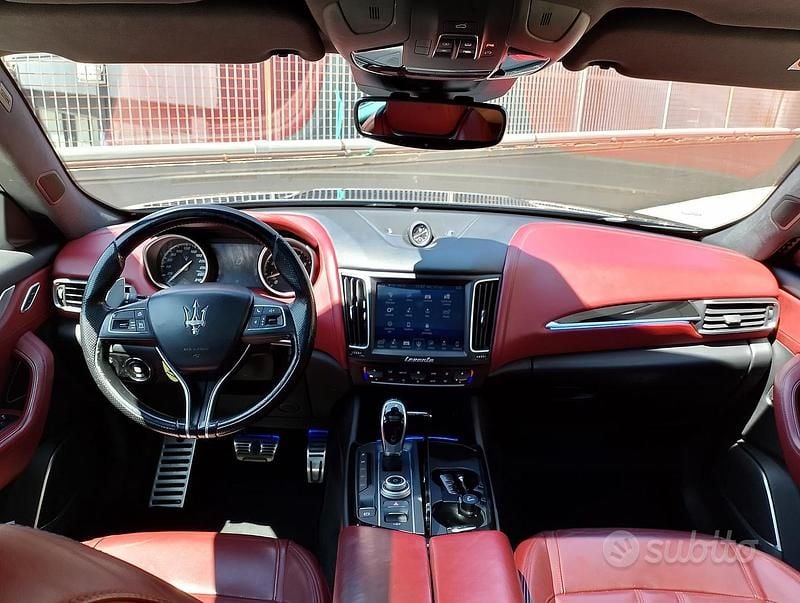 Usata Maserati Levante 430 CV (316 kW) 2017 Nero SUV