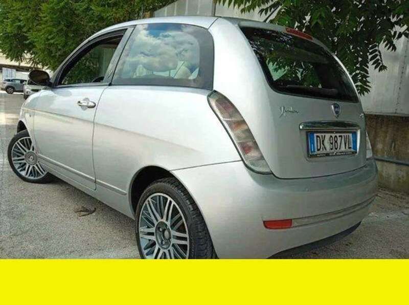 Usata Lancia Ypsilon 90 CV (66 kW) 2007 Other Utilitaria