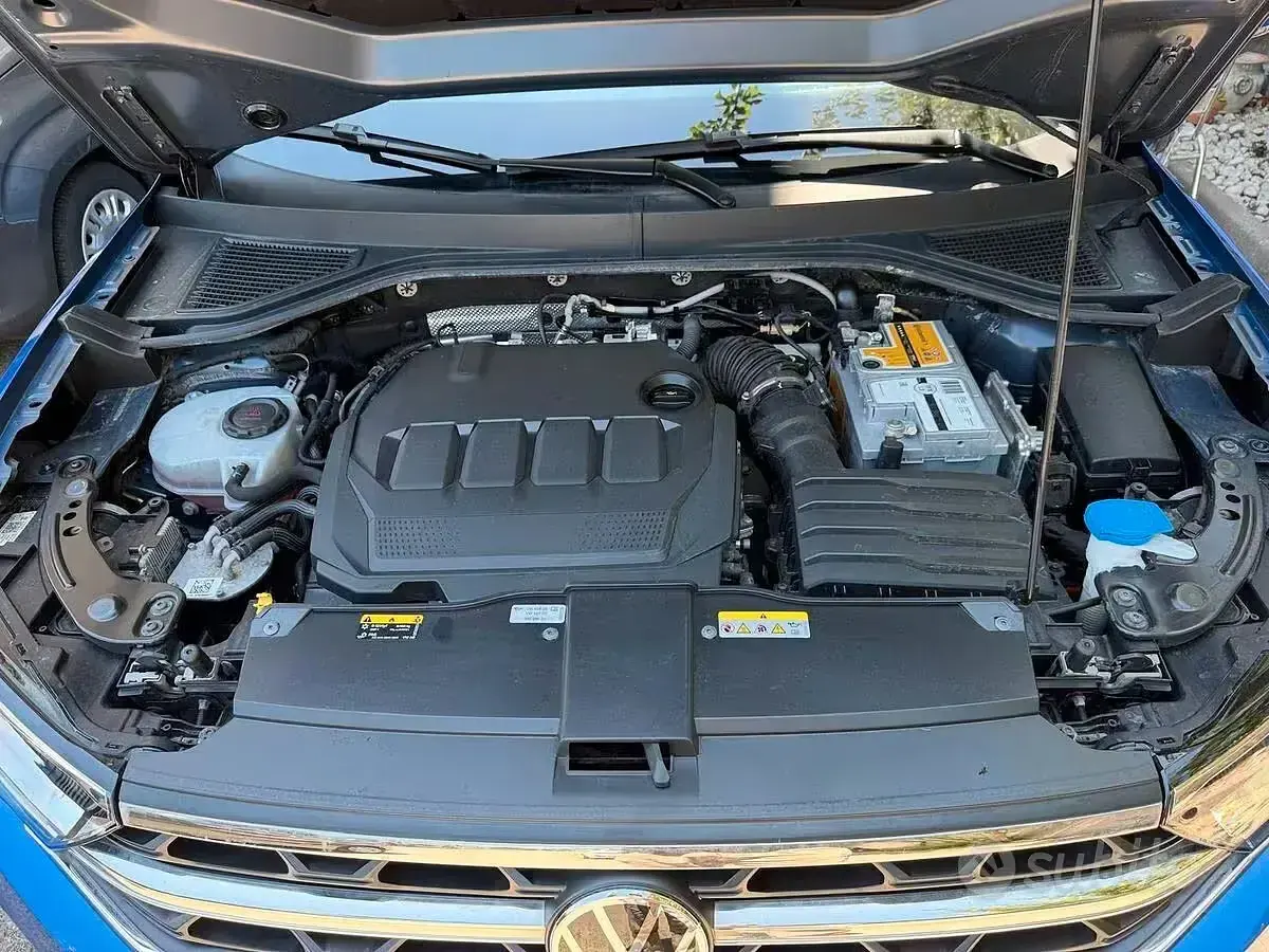 Usata VW T-Roc Style 116 CV (85 kW) 2022 Bluazzurro SUV