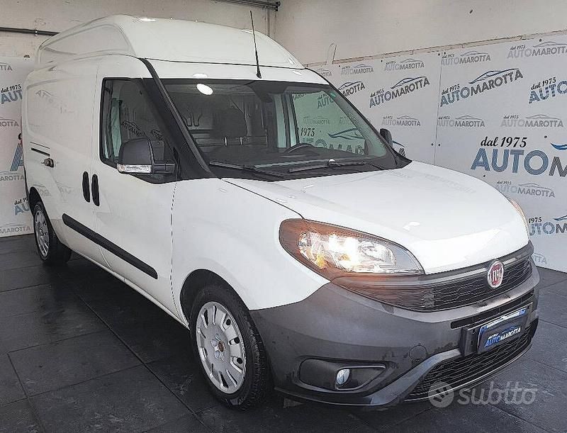 Usata Fiat Doblò 105 CV (77 kW) 2019 Bianco Monovolume