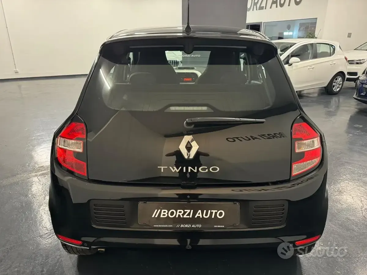 Usata Renault Twingo SE 69 CV (50 kW) 2016 Nero Utilitaria
