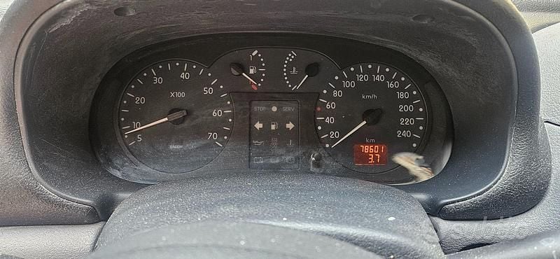 Usata Renault Clio II 58 CV (42 kW) 1999 Grigio Berlina